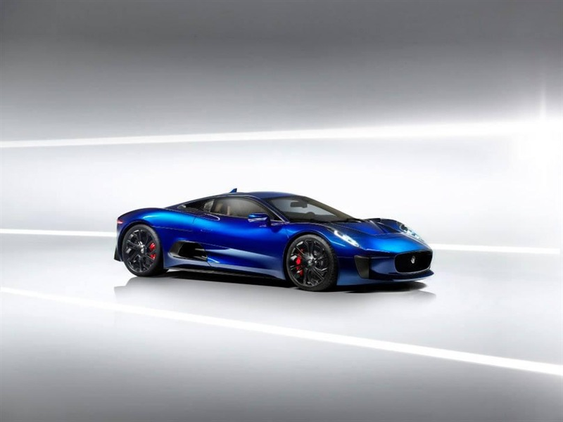 Illustration for article titled Lambo CEO blasts hybrid supercars